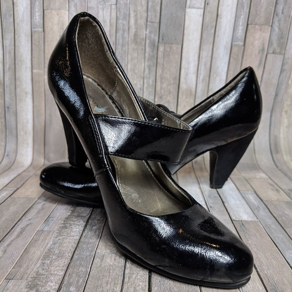 Jaclyn Smith Heel Size 5 Black Kitten
